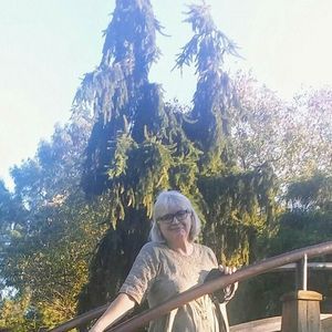 Meet your Posher, Denise